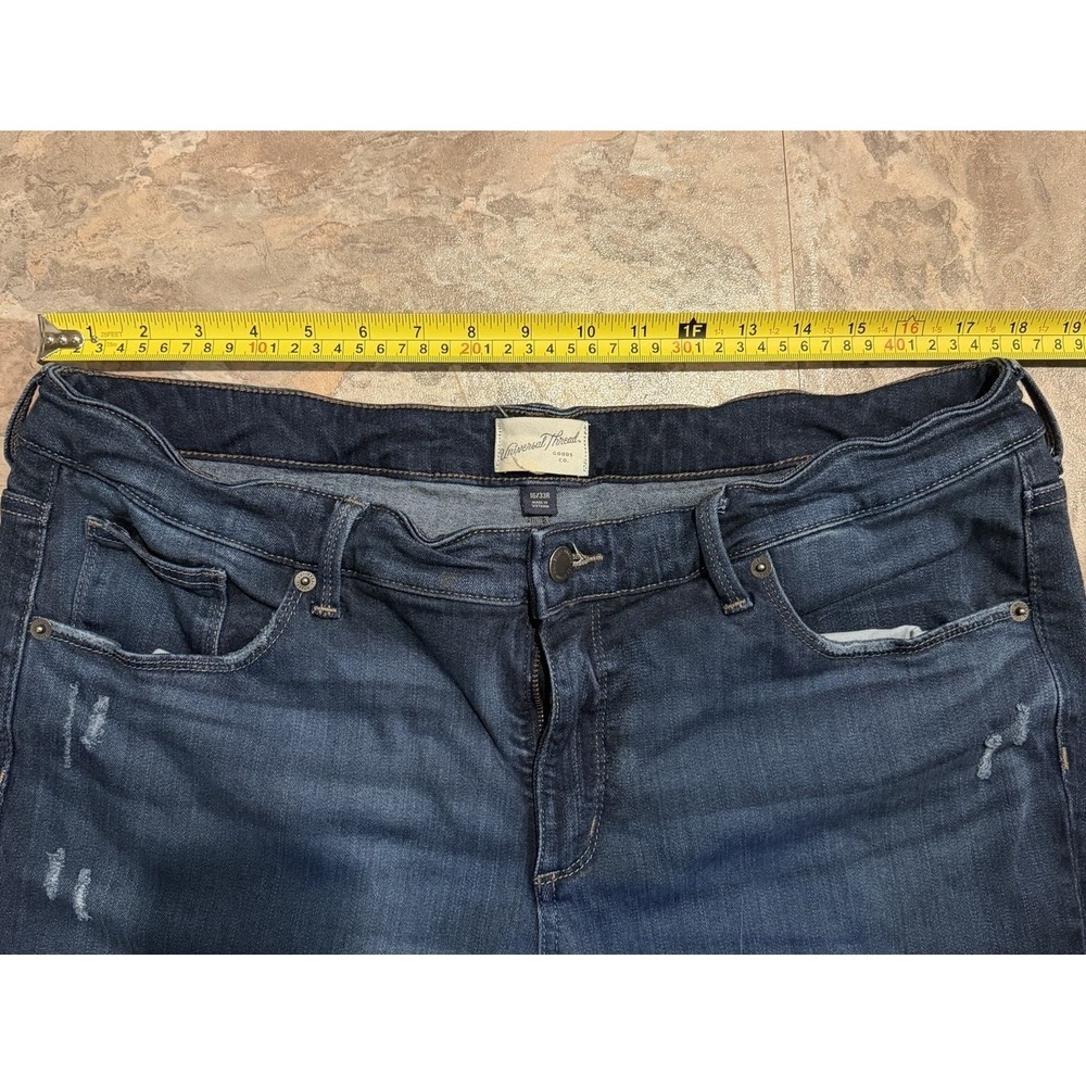 Universal Thread Mid Rise Skinny Distressed Jeans Women's Size 16/33R Plus Size - Picture 4 of 8